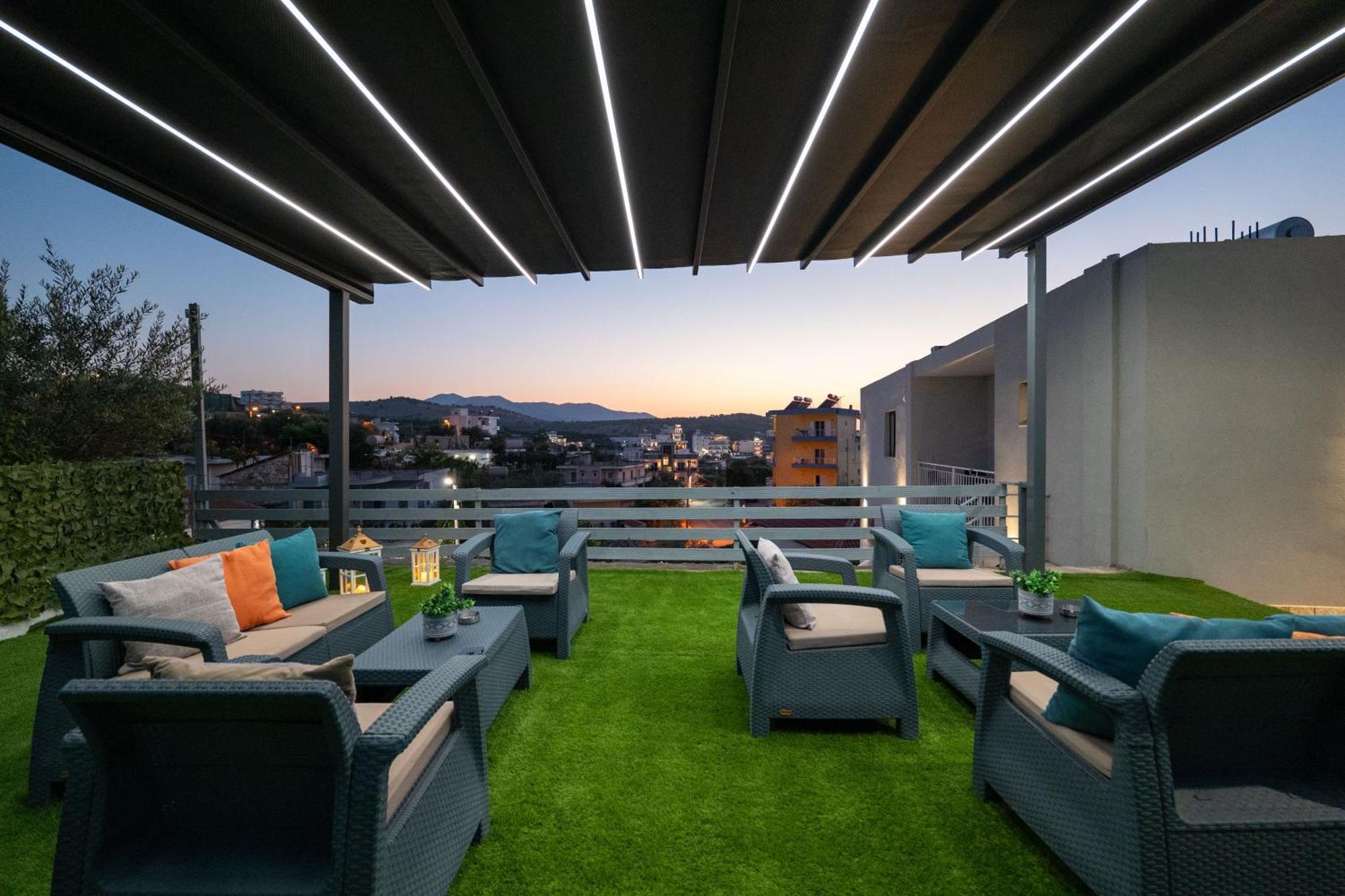 Twins Hotel Ксамил Екстериор снимка
